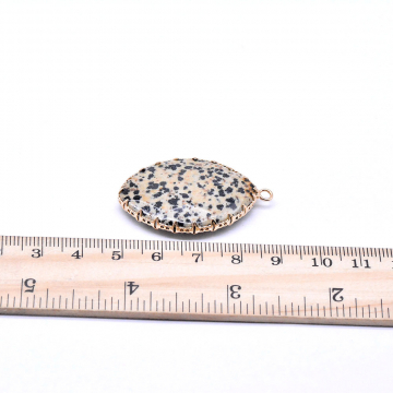 天然石チャーム　ダルメシアン 枠付き　楕円形カット　ゴールド　(1ヶ)