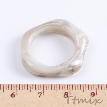 樹脂リング 指輪 25×27mm（1ヶ）