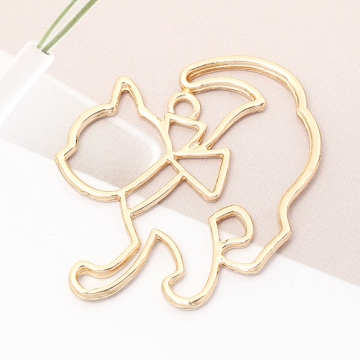 レジンフレームチャーム 猫 ネコ ねこ キャット ネコちゃん 1カン付き ゴールド 31×41mm（4ヶ）